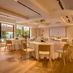 Ohla Eixample 5*