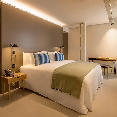 Ohla Eixample Otel 5*