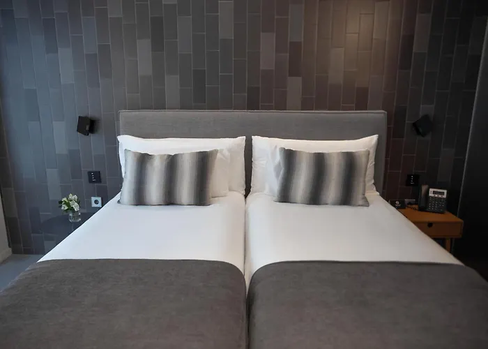 Отель Ohla Eixample 5*
