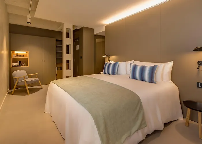 Ohla Eixample 5*