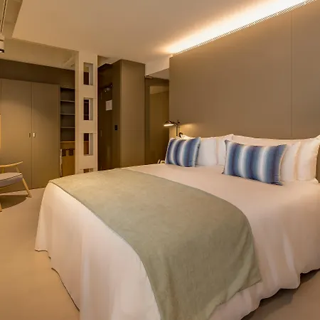 Ohla Eixample 5*